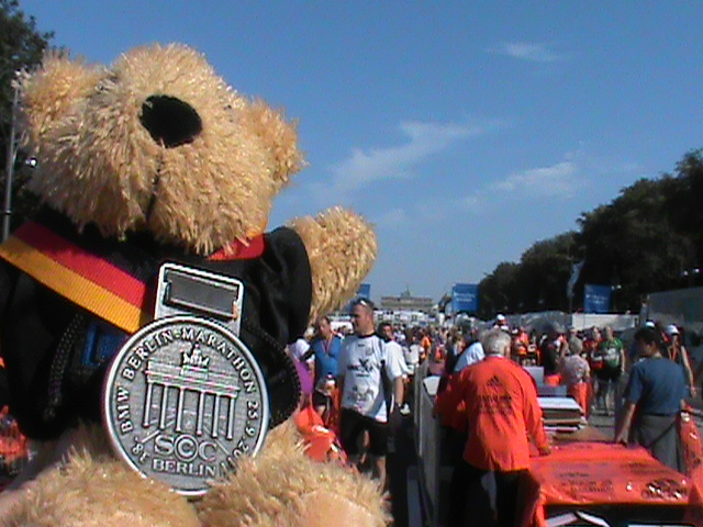 Europe - 2011 Bernie the Bear Berlin Marathon